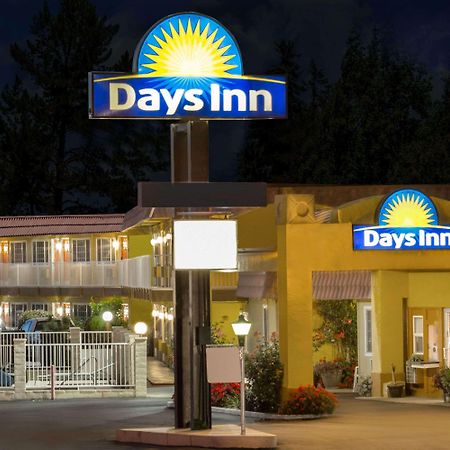 Days Inn By Wyndham King City Kültér fotó